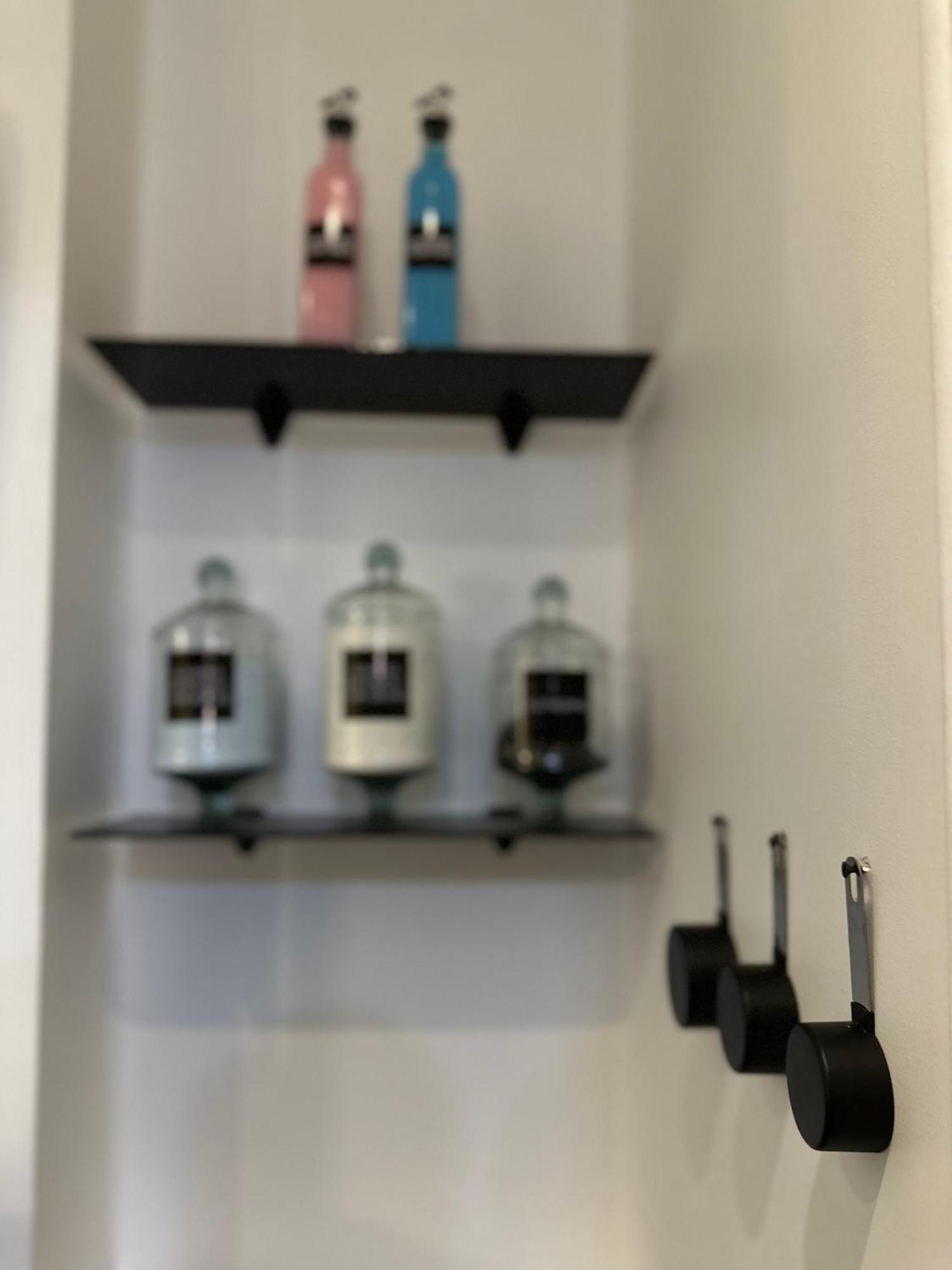 Modern 1-Bedroom Apartment In Zamalek Visits Allowed Каїр Екстер'єр фото
