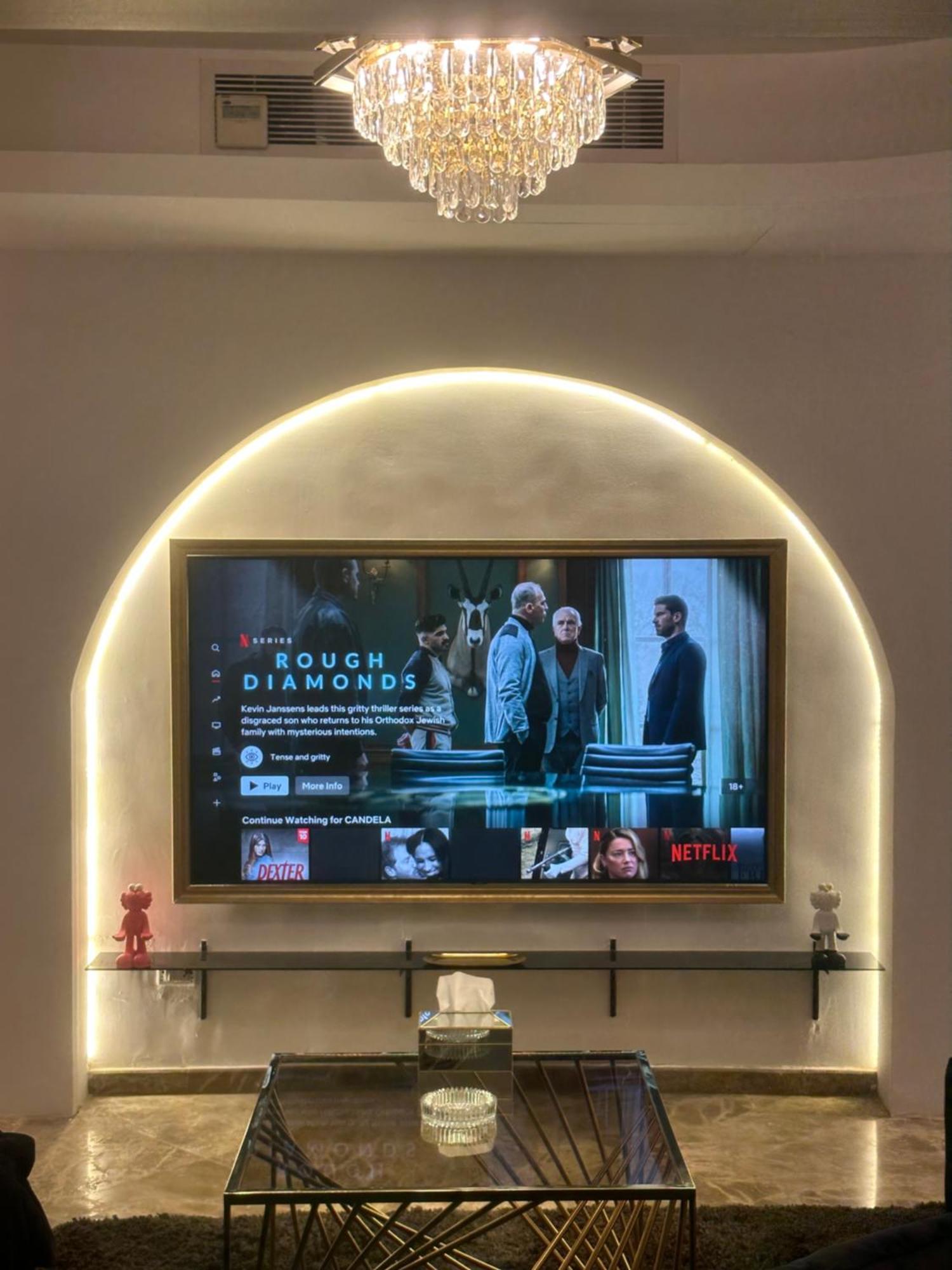 Modern 1-Bedroom Apartment In Zamalek Visits Allowed Каїр Екстер'єр фото